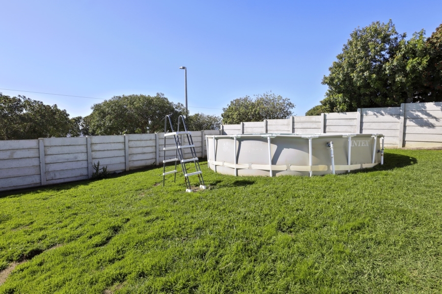5 Bedroom Property for Sale in Darling Western Cape